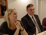 LC Thtien presidentti 2011-2012 Anna-Maija Hahl ja PDG Jukka Hietanen LC Heinola/Jyrnk.