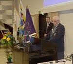 Piirikuvernri Juhani Nyyssnen toivotti osallistujat tervetulleeksi piirin vuosikokoukseen.