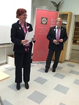 Lohkon puheenjohtaja Mirva Neva-aho-Simonsen ja alueen puheenjohtaja Hannu Kuitunen.<br>Kuva RL