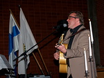 Joel Hallikainen esiintyi Pihlajamen kirkossa. 