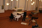 Muistellessa jaElmlle esittivt Hannu Holma  Baritoni ja Anni Holma piano