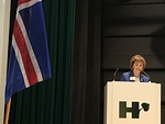 Kansainvlinen presidentti Gudrun Yngvadottir Islannista