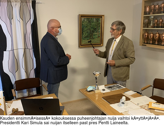 Kauden ensimmÃ¤isessÃ¤ kokouksessa puheenjohtajan nuija vaihtoi kÃ¤yttÃ¤jÃ¤Ã¤. Presidentti Kari Simula sai nuijan itselleen past pres Pentti Laineelta.