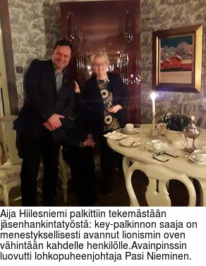 Aija Hiilesniemi palkittiin tekemstn jsenhankintatyst: key-palkinnon saaja on menestyksellisesti avannut lionismin oven vhintn kahdelle henkillle.Avainpinssin luovutti lohkopuheenjohtaja Pasi Nieminen.