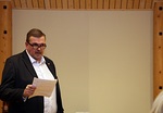 Kuukausikokouksen ohjelmaan kuuluu veikkaukseksikin kutsuttu tietokilpailu. Nyt sen piti edellisen kisan voittaja, presidentti Michael Wackström.