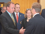 SuurPNATissa viime kauden kuvernri ojensi 100 % presidentin palkinnon Mikko Liskille (presidentti kaudella 2012-2013).