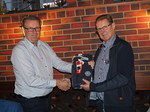 Parin vuoden takainen presidentti Timo Rantanen sai mys Lions-liivin.
