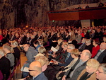 Helsingin Laulu sai esiinty tydelle kirkkosalille.
