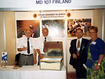 Eurooppa kongressi 1989 Antalya, Turkki. Eljas Wieliczko-Krutkiewicz ja Lauri Niemist esittelemss aurinkokeitint.
