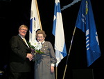 Past presidentti Markku Lappalainen yhdess illan Lotta-puheenvuoron kyttneen Aune Raholan kanssa.