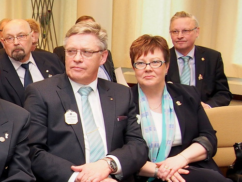 Kokouksessa vierailivat mys Suomen Lions-liiton varapuheenjohtaja Jari Rytknen ja hnen puolisonsa Taru.