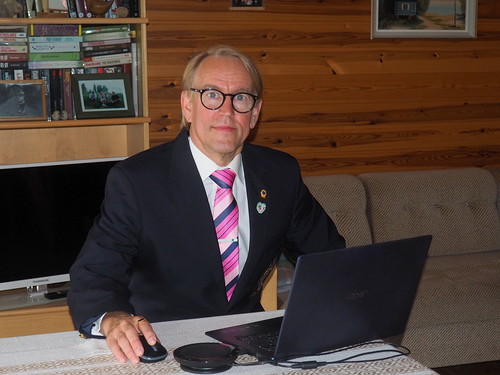 Lions-valan vannonut N-piirin kuvernri 2020-2021 Markku Vesikallio.